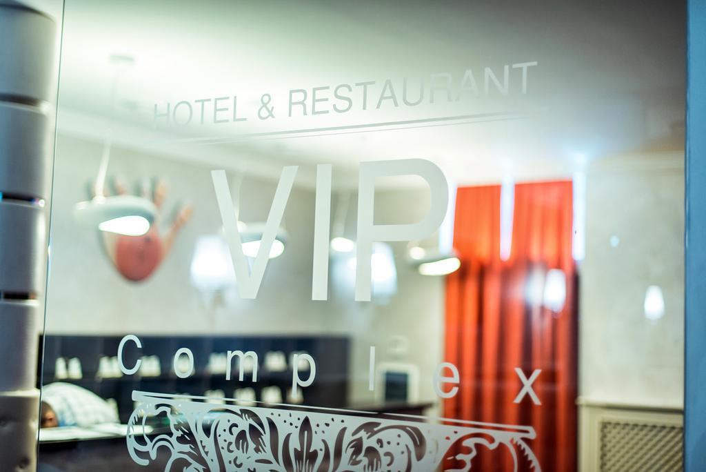 V&P Hotel & Restaurant Chust Exteriér fotografie